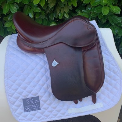 Bates Pony Show 15” (S3807) 
