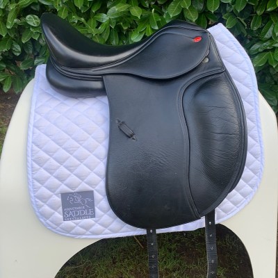 Whitaker 17” Harrogate Dressage Saddle (S3008)