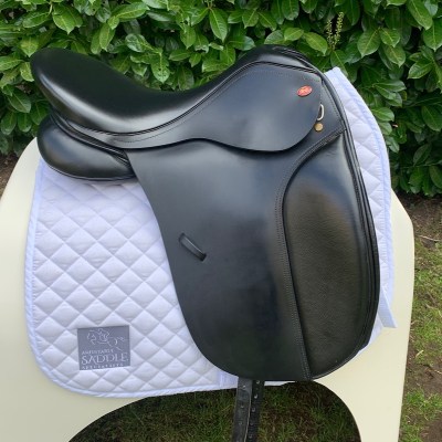 Kent & Masters 17.5” High Wither Original Dressage (S3093)