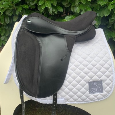 Thorowgood T4 17” Cob Dressage (S3536)
