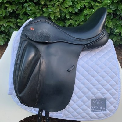 Kent & Masters 17.5” S-Series Dressage - Surface Block (S3575)