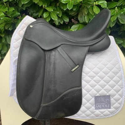 Wintec 17.5” Isabell Werth Dressage (S3626)
