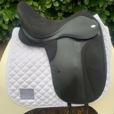 Thorowgood T4 17” Dressage (S3698)