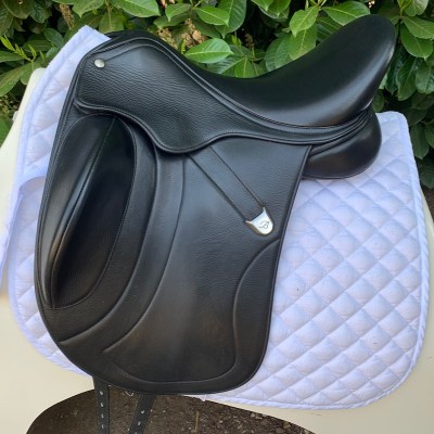 Bates Size 0 (16.5” - 17”) Innova Mono Dressage (S3734)