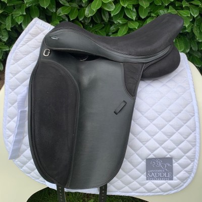 Thorowgood T4 17” Cob Dressage (S2851)